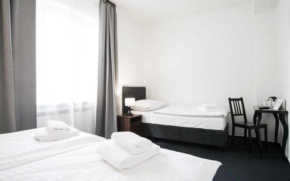7Days B&B Bratislava Exterior photo