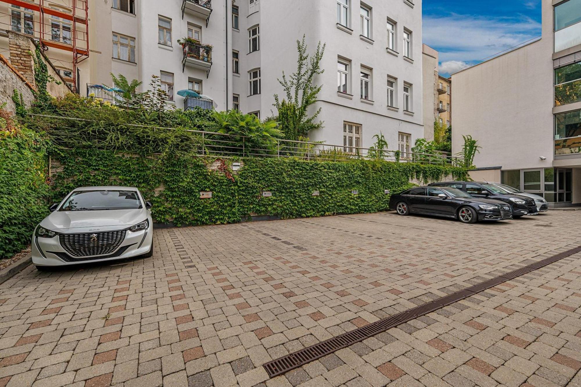 7Days B&B Bratislava Exterior photo